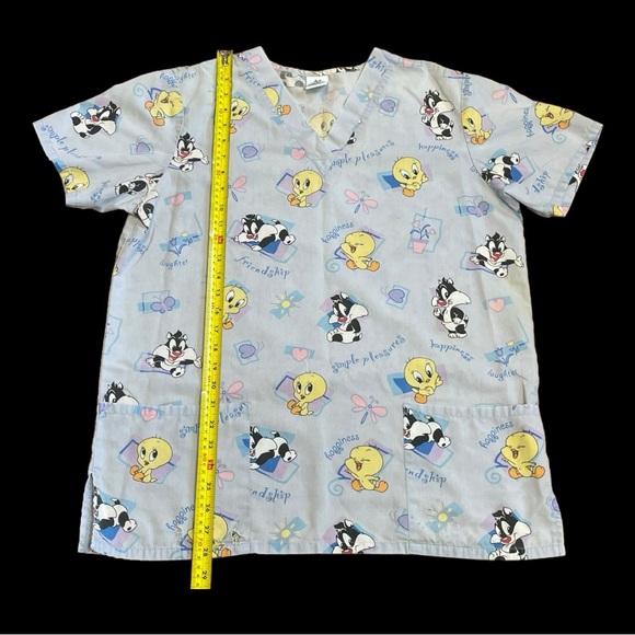 Vintage Tweety Bird Baby Looney Tunes All Over Women's Sz XL V-Neck Scrub Top - Picture 5 of 7